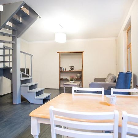 Dream Stay - Bright 2-Bedroom 2-Floor Old Town Apartment ทาลลินน์ ภายนอก รูปภาพ