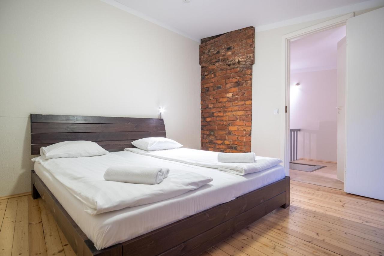 Dream Stay - Bright 2-Bedroom 2-Floor Old Town Apartment ทาลลินน์ ภายนอก รูปภาพ