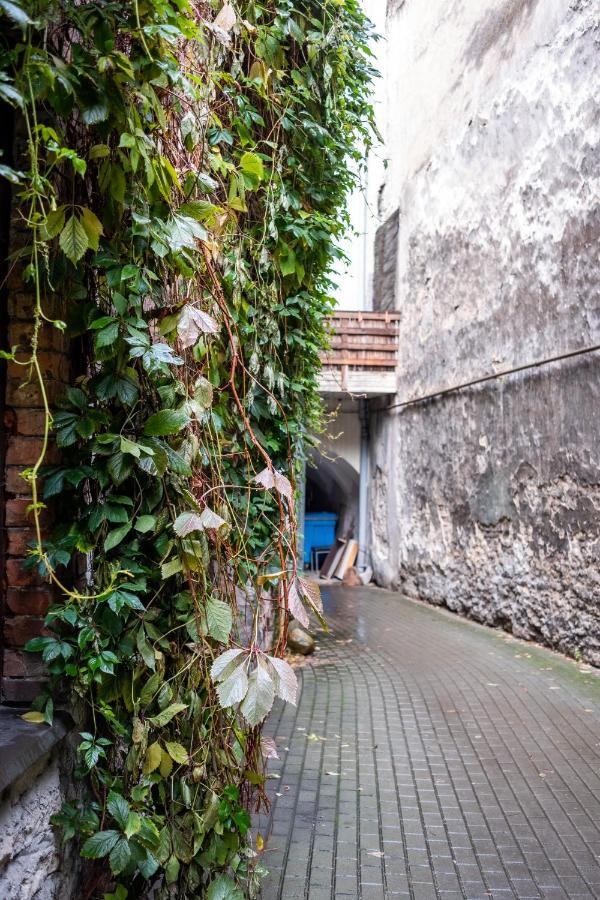 Dream Stay - Bright 2-Bedroom 2-Floor Old Town Apartment ทาลลินน์ ภายนอก รูปภาพ