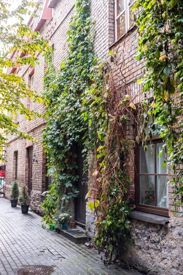 Dream Stay - Bright 2-Bedroom 2-Floor Old Town Apartment ทาลลินน์ ภายนอก รูปภาพ